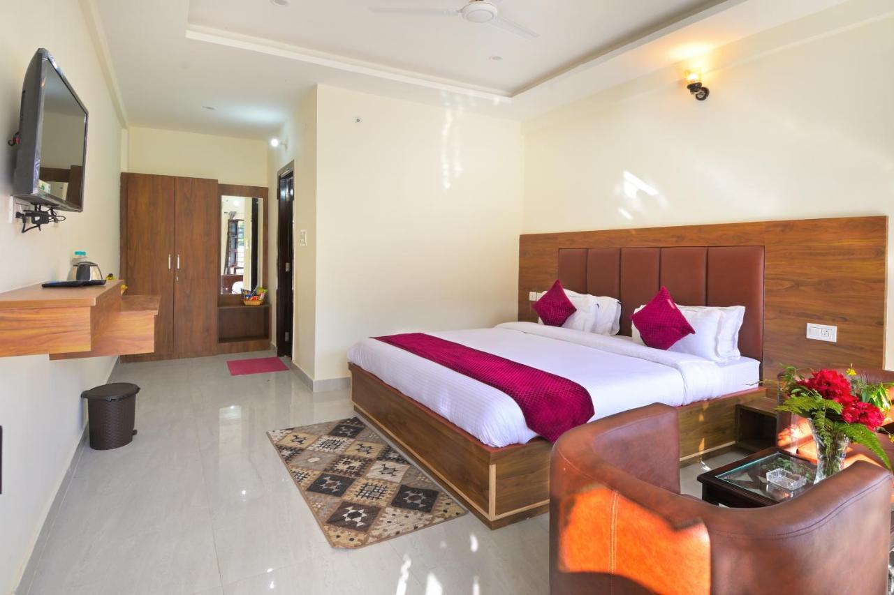 La Riqueza Dhanolti View # Near To Eco Park & Surkanda Devi Temple # Mountain View Rooms With Balcony # Big Parking # Customer Favourite Hotel Dhanaulti Dış mekan fotoğraf