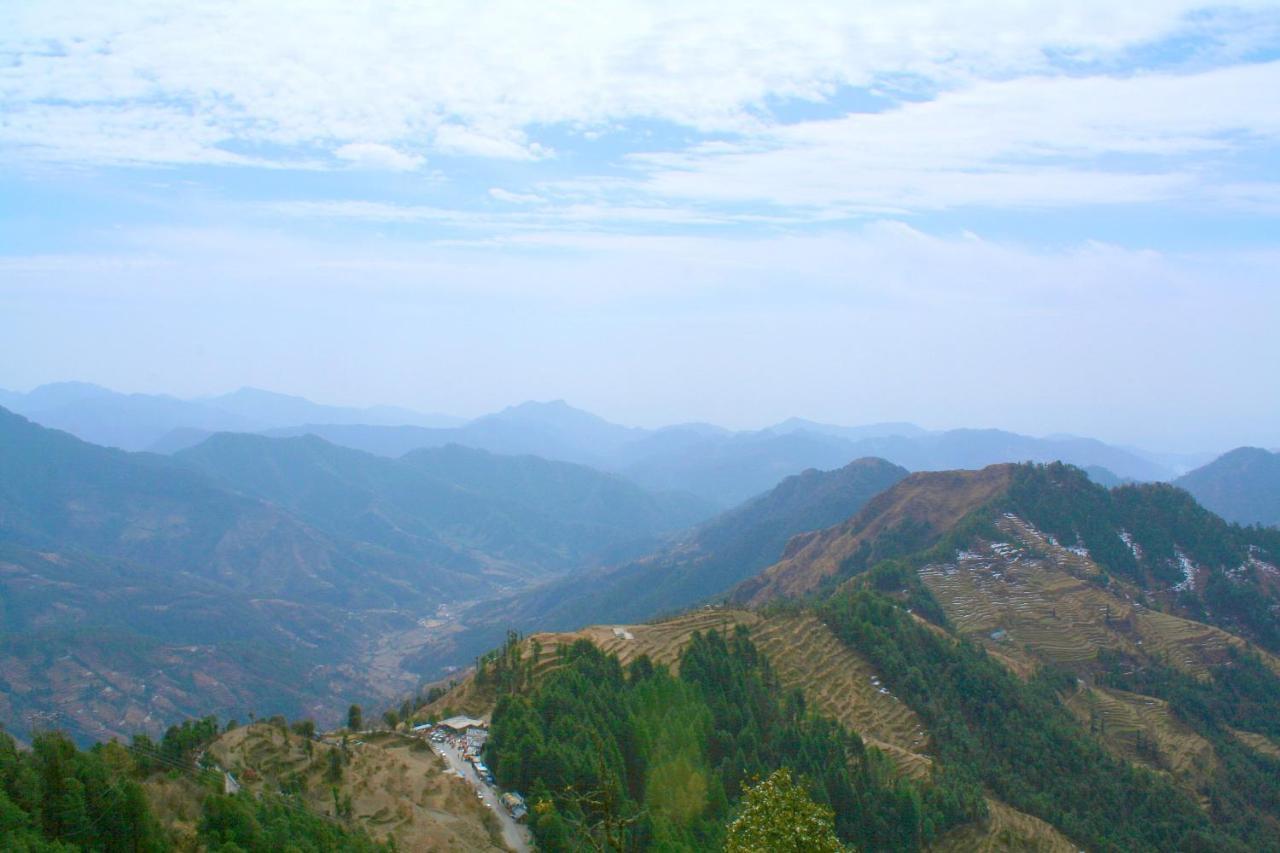 La Riqueza Dhanolti View # Near To Eco Park & Surkanda Devi Temple # Mountain View Rooms With Balcony # Big Parking # Customer Favourite Hotel Dhanaulti Dış mekan fotoğraf