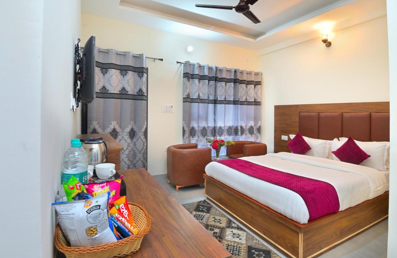 La Riqueza Dhanolti View # Near To Eco Park & Surkanda Devi Temple # Mountain View Rooms With Balcony # Big Parking # Customer Favourite Hotel Dhanaulti Dış mekan fotoğraf